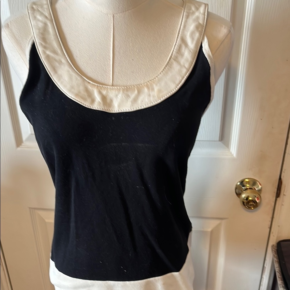Michael Simon Black and Cream Fitted Sleeveless Tank Top